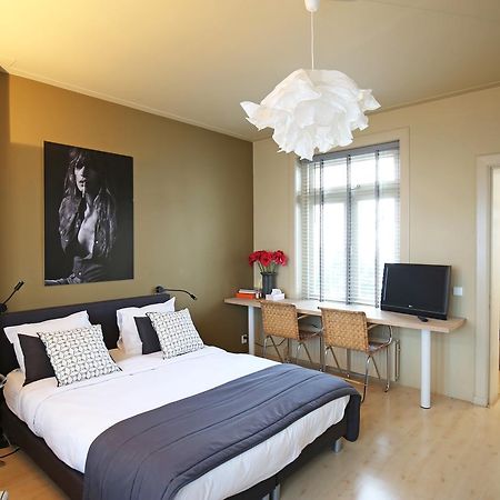 Canal Studio Apartment Амстердам Экстерьер фото