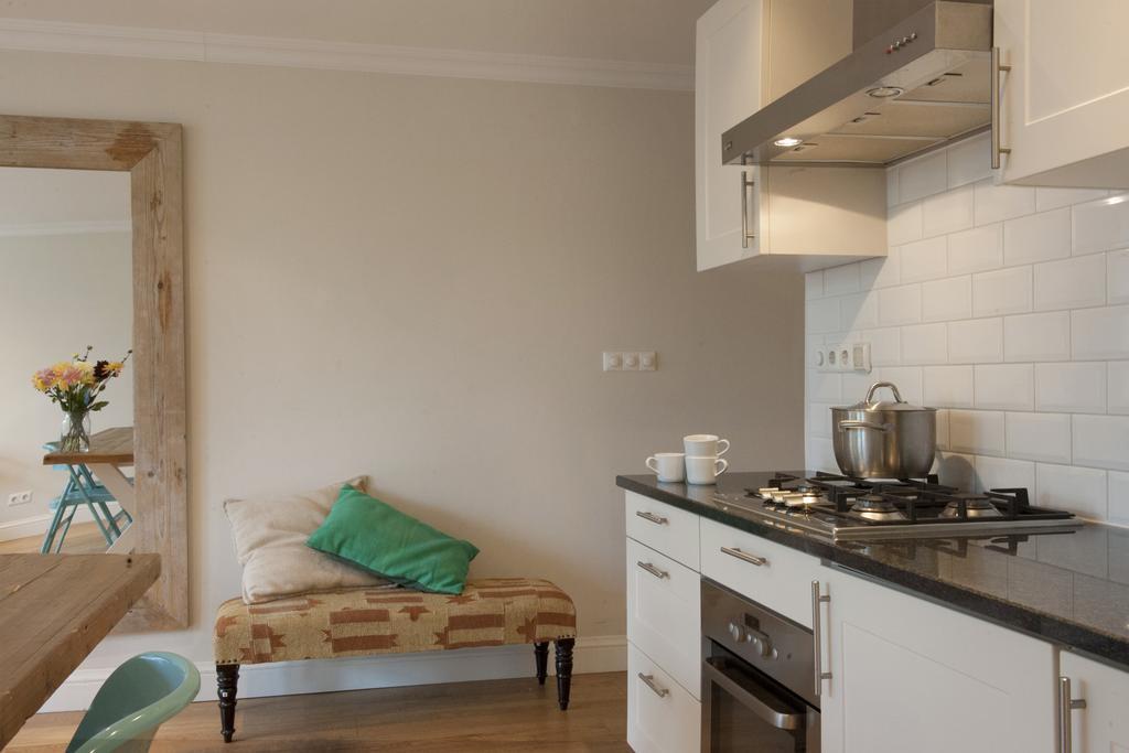 Canal Studio Apartment Амстердам Номер фото