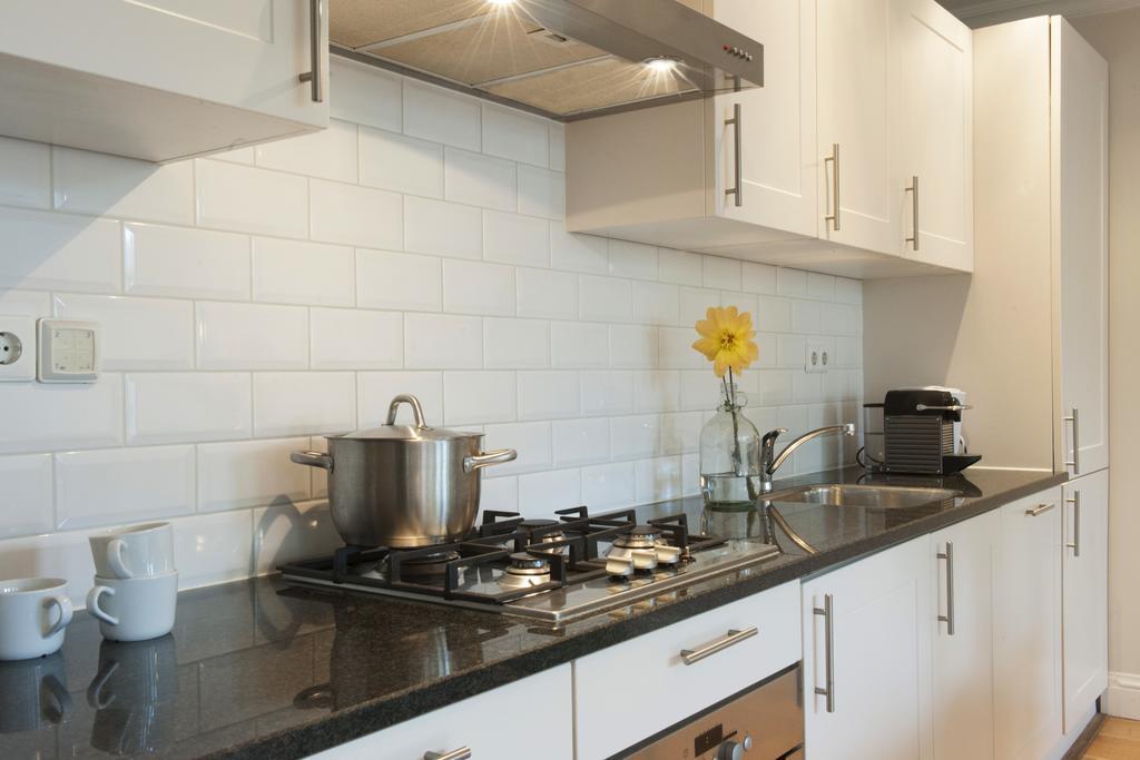 Canal Studio Apartment Амстердам Номер фото